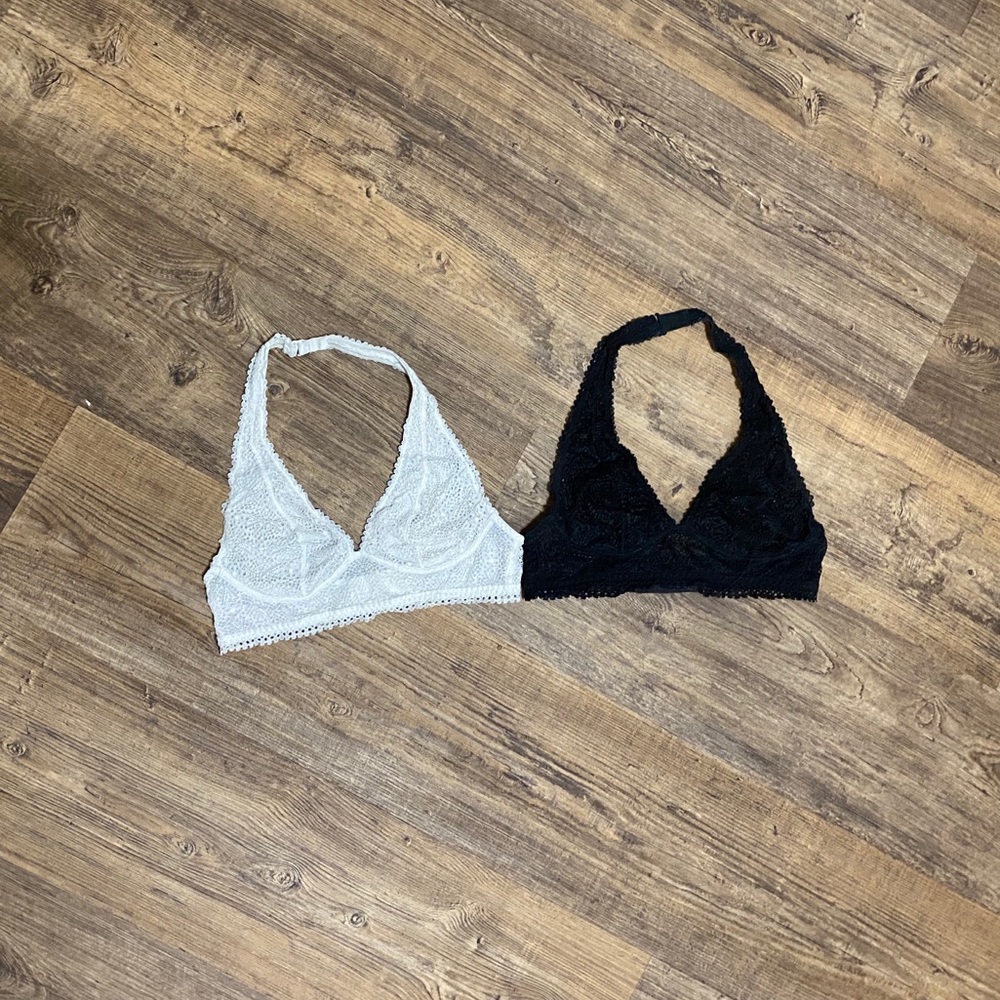 Victoria’s Secret Halter Top Lace Bralette